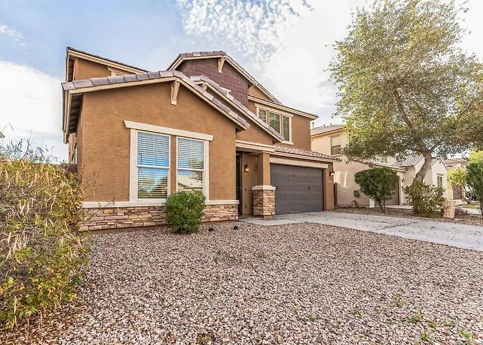 Hotel Beautiful 5br, 3.5ba - Community Pool/fitness
